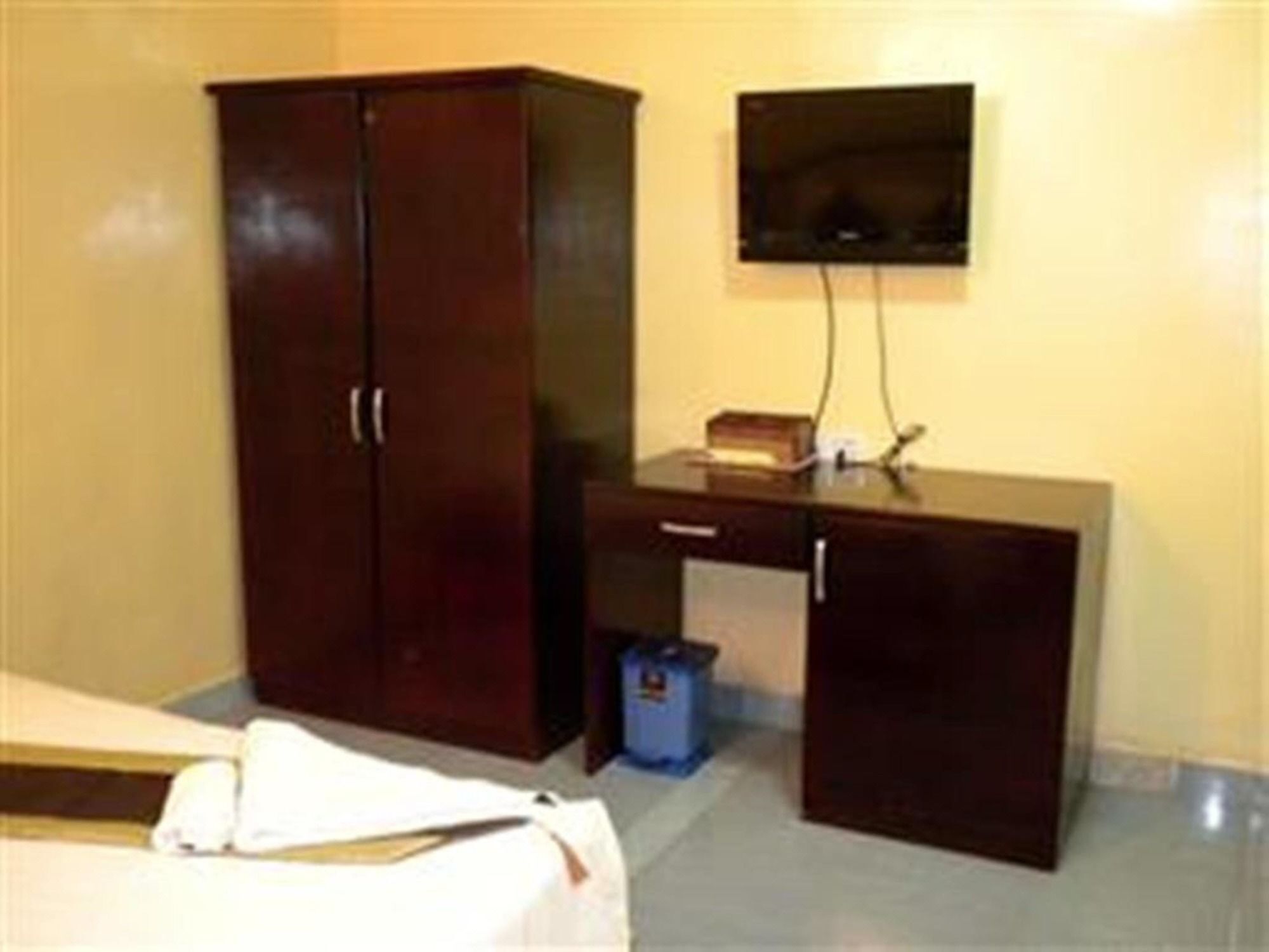 Golden Boat Guesthouse พนมเปญ ภายนอก รูปภาพ