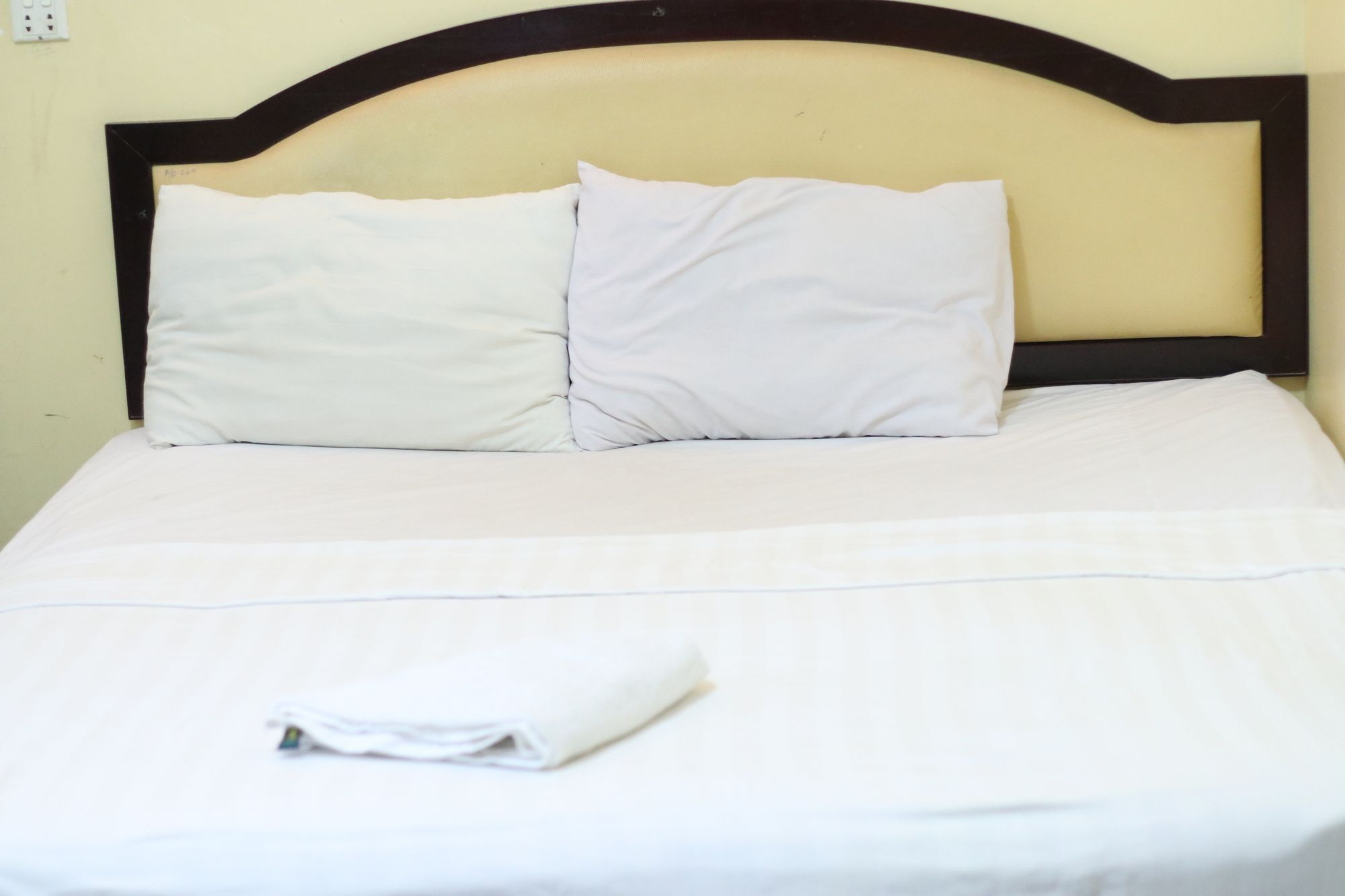 Golden Boat Guesthouse พนมเปญ ภายนอก รูปภาพ